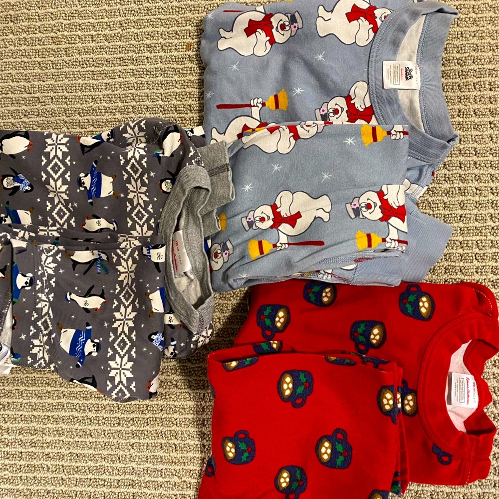 Hanna Andersson winter PJ bundle